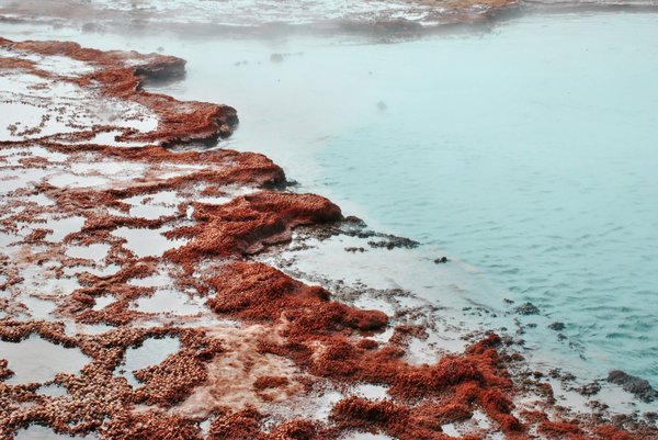 Quels sont les meilleurs sentiers pour une randonnée autour des geysers d'El Tatio, Chili?